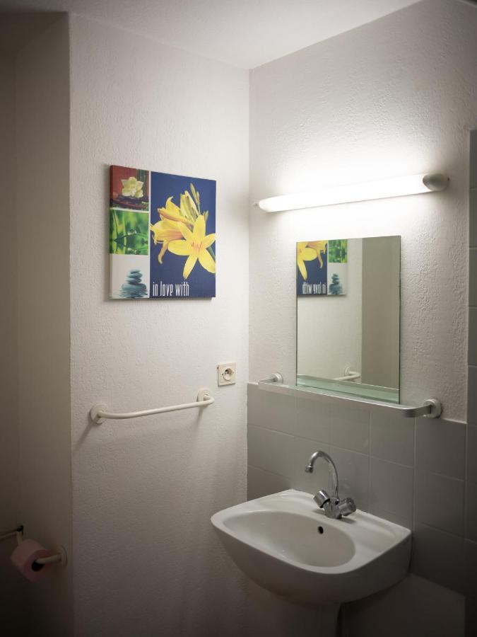 Appartement Tout Equipe A 5 Min De La Gare St Charles Marseille Exterior photo